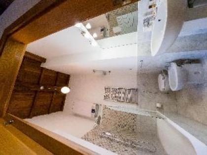 PANDY SUITE - image 19
