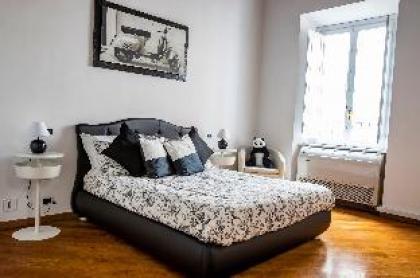 PANDY SUITE - image 2