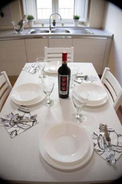 PANDY SUITE - image 9