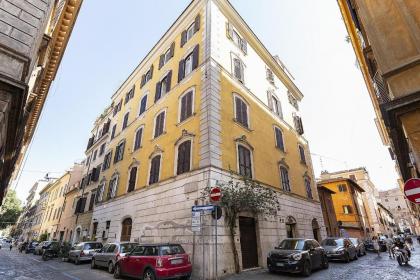 Emma's Apartment Borgo Vatican City - image 16