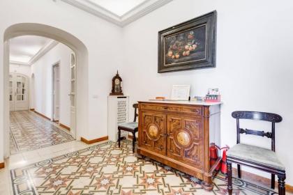 Spanish Steps Family Home by TreasureRome - image 13