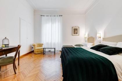 Spanish Steps Family Home by TreasureRome - image 17