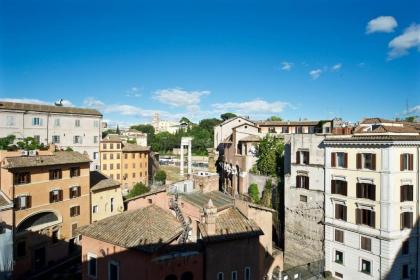 Stunning views over central Rome's rooftops - FromHometoRome - image 19