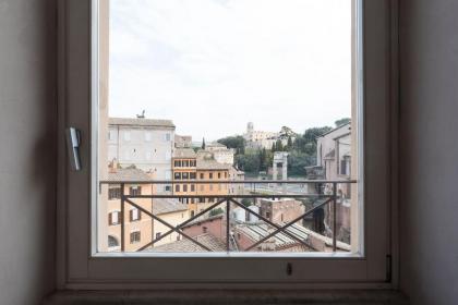 Stunning views over central Rome's rooftops - FromHometoRome - image 9