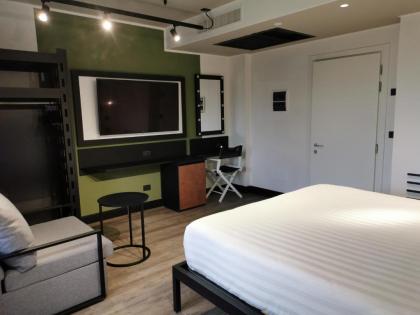 MOVIE MOVIE HOTEL - image 12