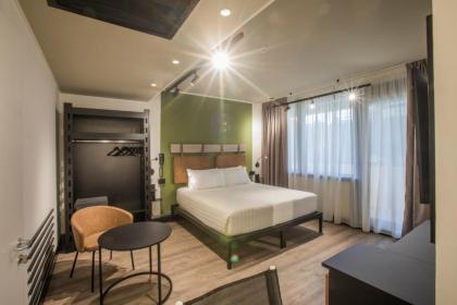 MOVIE MOVIE HOTEL - image 19