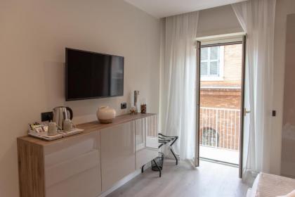 XXIV Domus Luxury Suites - image 11