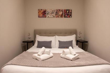 XXIV Domus Luxury Suites - image 5