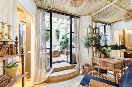 trastevere LuxuryCharming Loft with Pvt Courtyard