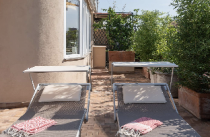 Colosseum Rooftop Studio - image 18