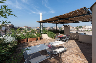 Colosseum Rooftop Studio - image 5