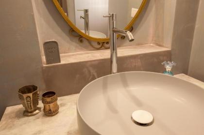 Dimora Trevi Suite - image 1