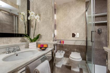 Small Luxury Inn Rome by The Goodnight Company - image 16