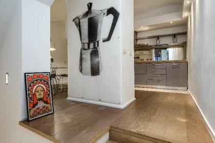 Modern loft in Piazza Barberini