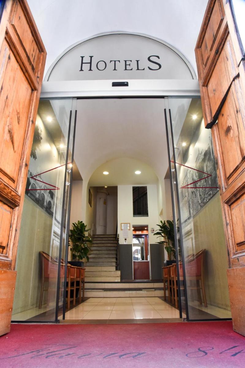 Romalive Hotel - main image