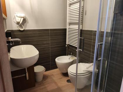 Romalive Hotel - image 5