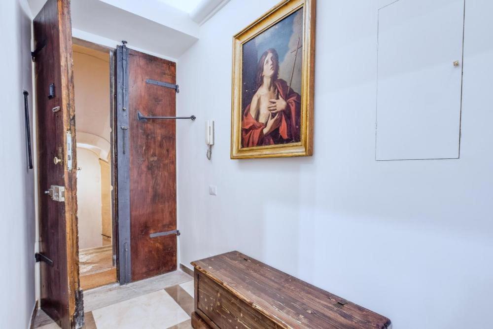 iFlat Trevi's Stylish Paradise - main image