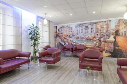 B&B Hotel Roma Tuscolana San Giovanni - image 2