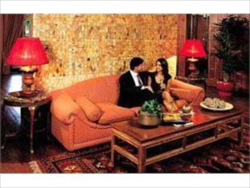 Hotel Colony - image 3
