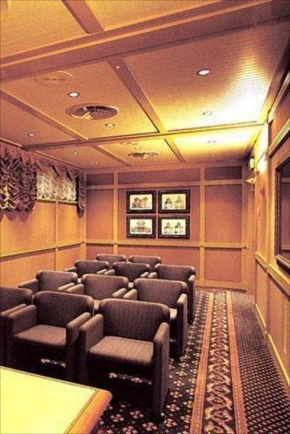 Hotel Colony - image 4