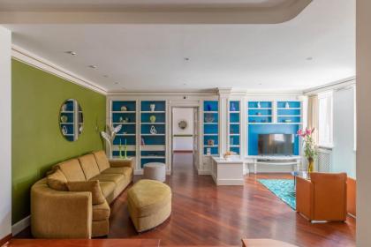 iFlat Margutta Colors on Canvas Apartment - image 18
