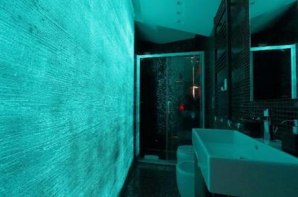 LITTLE GEM Apartment WI-FI A/C Netflix