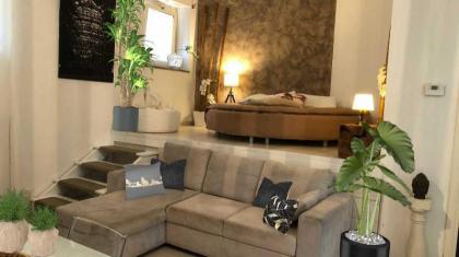 CASA VACANZA BONCOmPAGNI SUItE ROmA