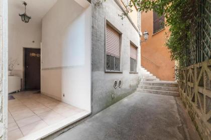 Borghetto Colli Lanzi Studio Flat - image 2