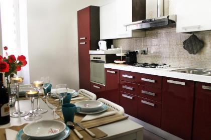 VaticanSantamaura39-Family 2-room apt.near museums - image 2