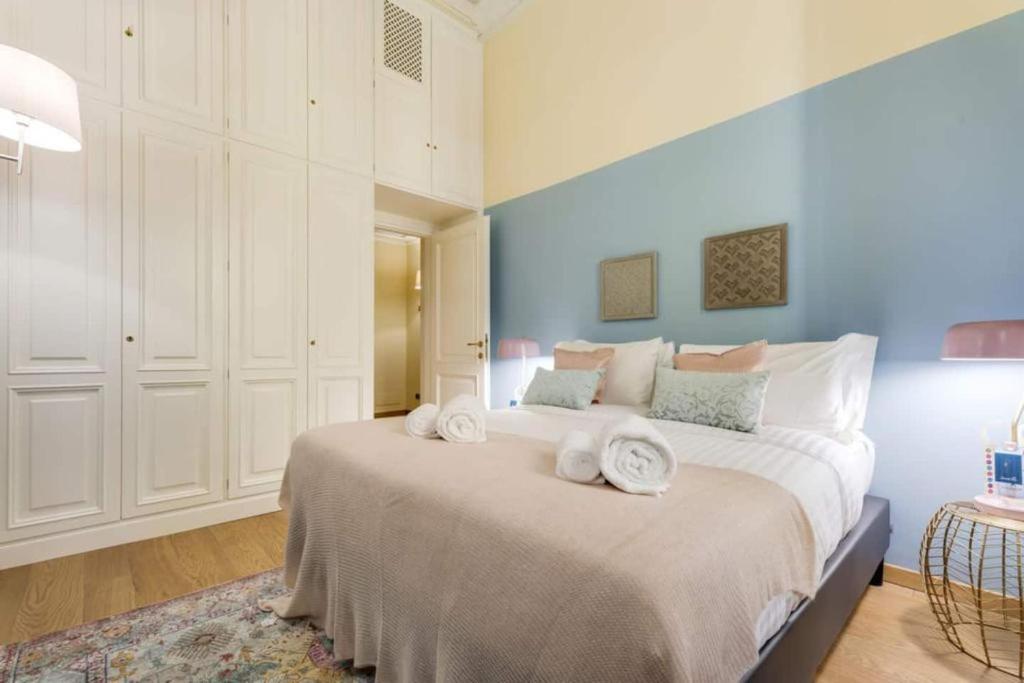 Splendid Home Pantheon - image 4