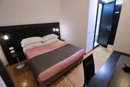 Guest House della Valle Roma - image 17