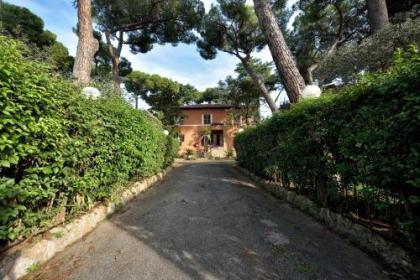 Comfort Rooms Villa Gaia Tor Vergata - image 2