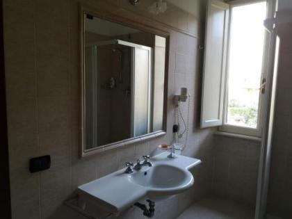 Comfort Rooms Villa Gaia Tor Vergata - image 20