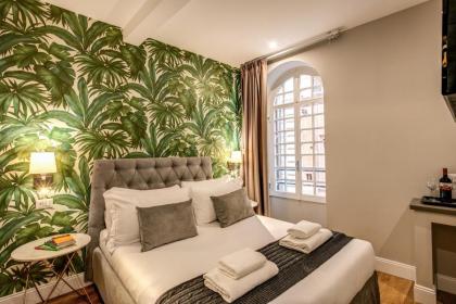 Vite 21 Luxury Room - image 2