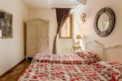 Apartment For 4 People - image 20