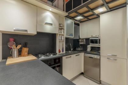 Porta Pia and Villa Torlonia Quiet Apartment - image 12