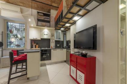 Porta Pia and Villa Torlonia Quiet Apartment - image 14