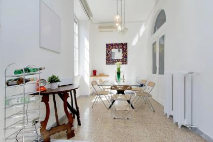 Tiberina Spacious Apartment - image 21