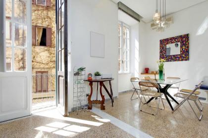 Tiberina Spacious Apartment - image 25