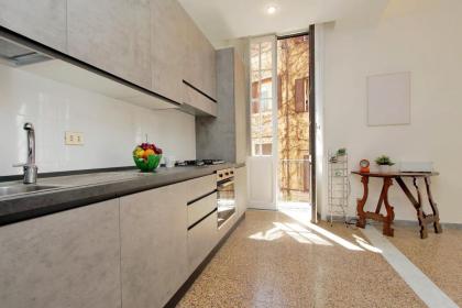 Tiberina Spacious Apartment - image 27