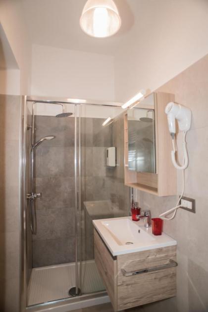 Mole Adriana Guest House - image 17