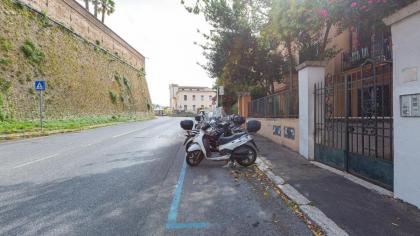 Karan's Aparment Rental in Rome - image 13