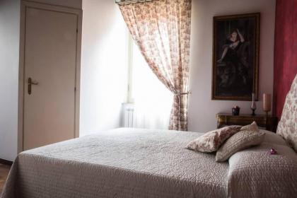 CRISPI DELUXE 2 bedroom - image 19