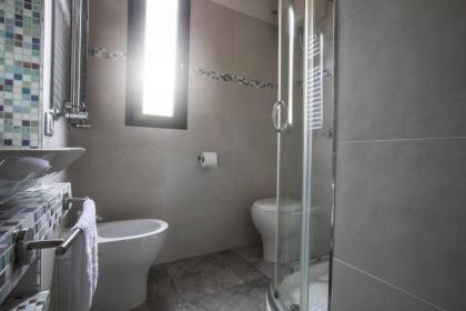 CRISPI DELUXE 2 bedroom - image 30
