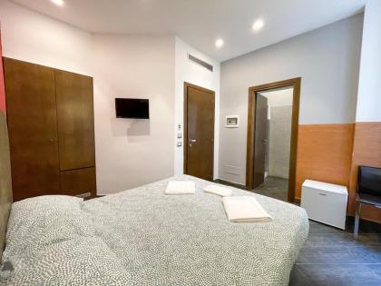 Veneto Boutique Suites - image 9