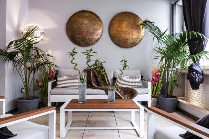 Daphne Luxury Suites - image 9