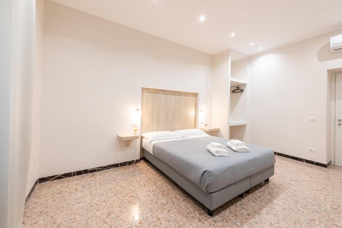 Ancient Rome Apartment - image 3