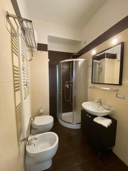 VATICAN LUXURY SUITE - image 11