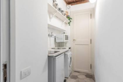 iFlat Navona Bright Studio - image 4