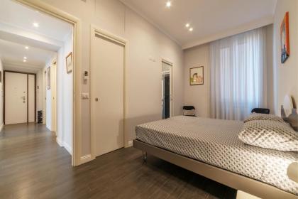 Piazza del Popolo Apartment with View - image 18
